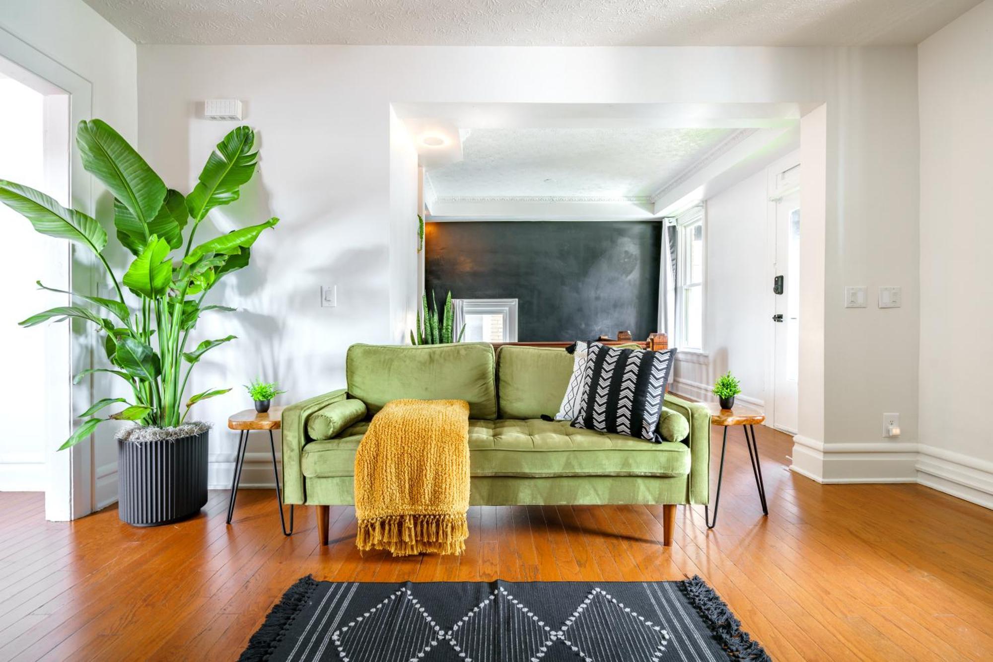 Prime Location Rated Clean Parking Free Holiday home Columbus