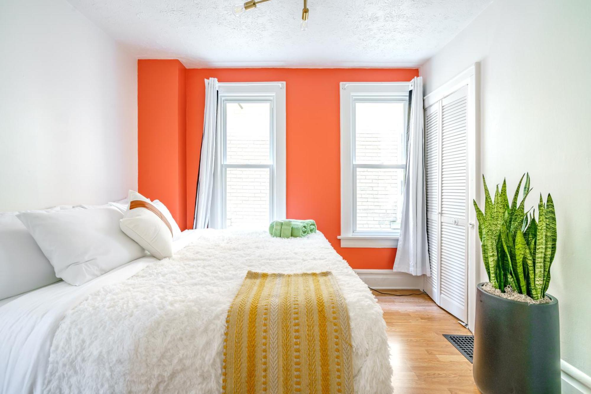 Prime Location Rated Clean Parking Free Columbus